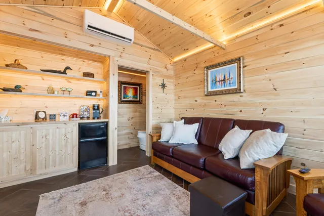 $205,000 | 1105 South Belfast Avenue, Augusta, ME 04330