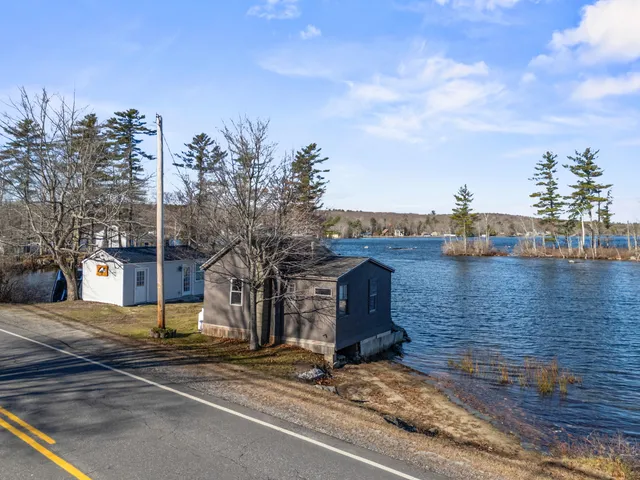 $205,000 | 1105 South Belfast Avenue, Augusta, ME 04330