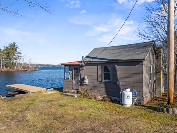 $205,000 | 1105 South Belfast Avenue, Augusta, ME 04330