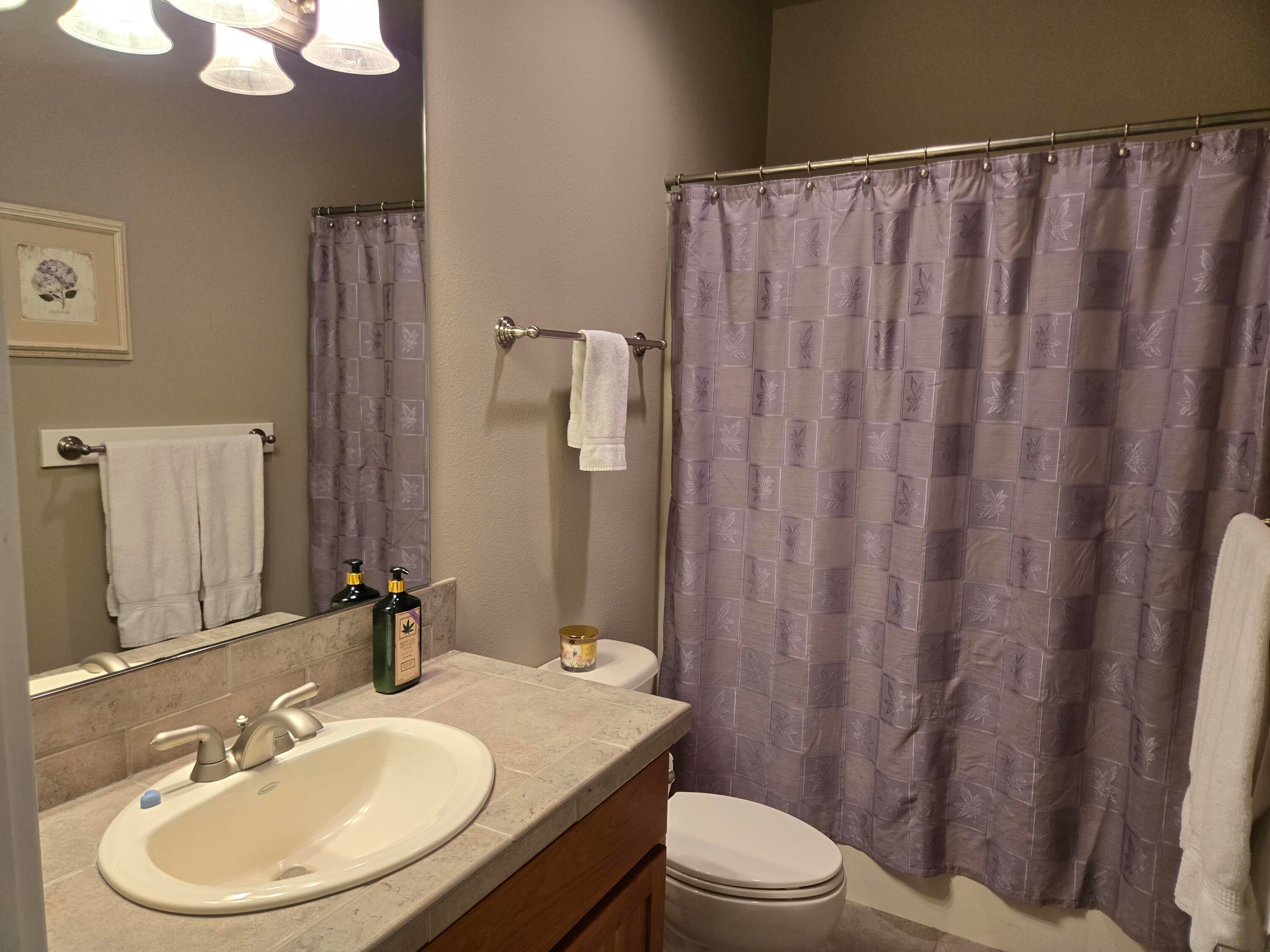 1379 Highland View Loop Redmond, OR 97756 - Photo 22 of 24 20250507_090953