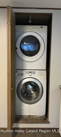 $279,000 | 1072 Honey Hollow Road, Earlton, NY 12058