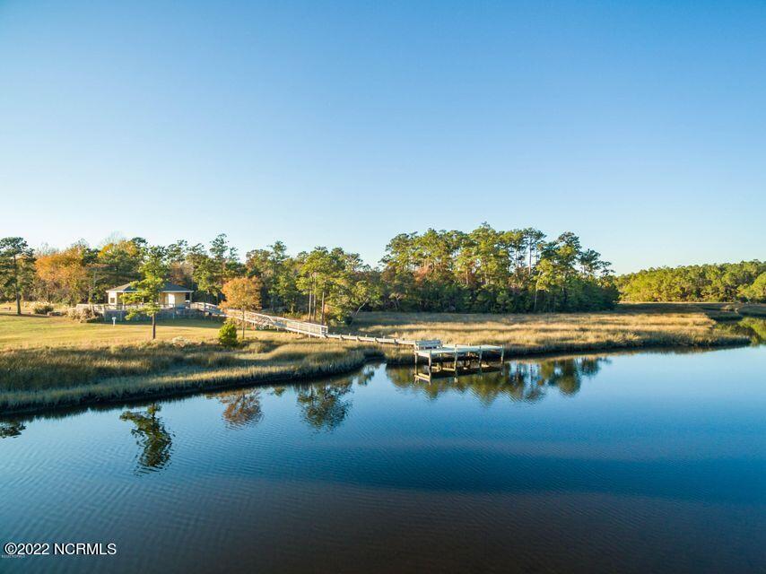 102 Baker Road Hubert, NC 28539 - Photo 3 of 18 dock