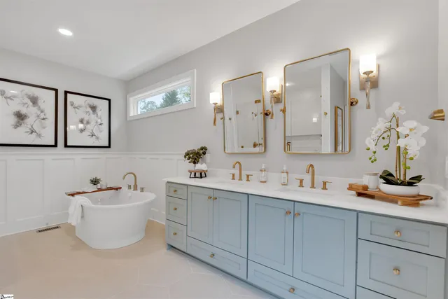 $2,650,000 | 12 Woodvalley Court, Greenville, SC 29617