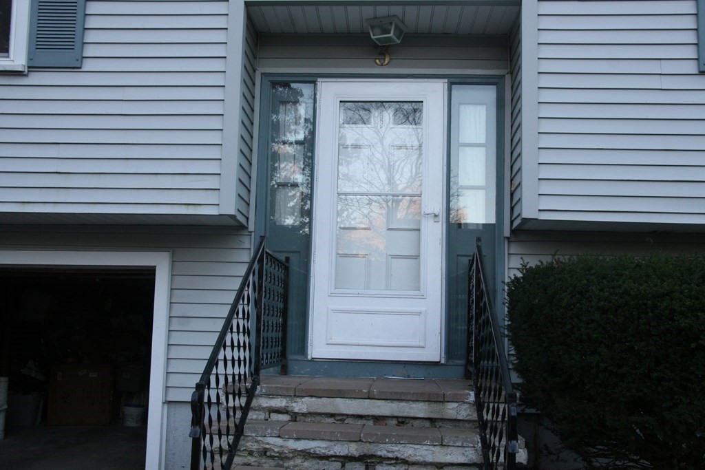 3 Westport Road Worcester, MA 01605 - Photo 4 of 29 Gallery Image 4