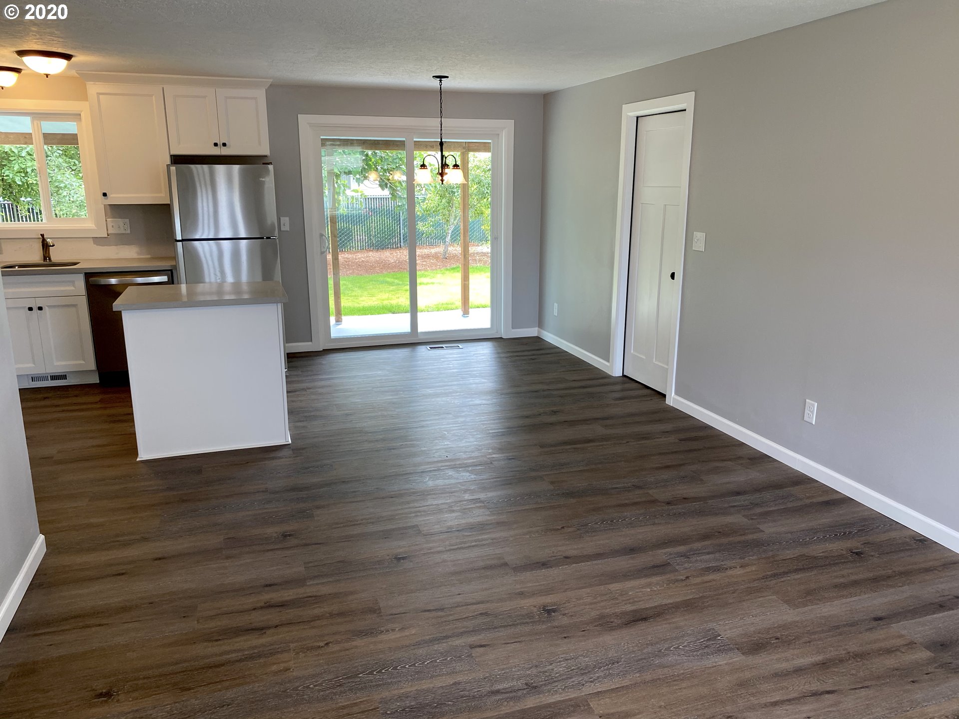 1376 Sallal Road Woodburn, OR 97071 - Photo 5 of 12 Gallery Image 5