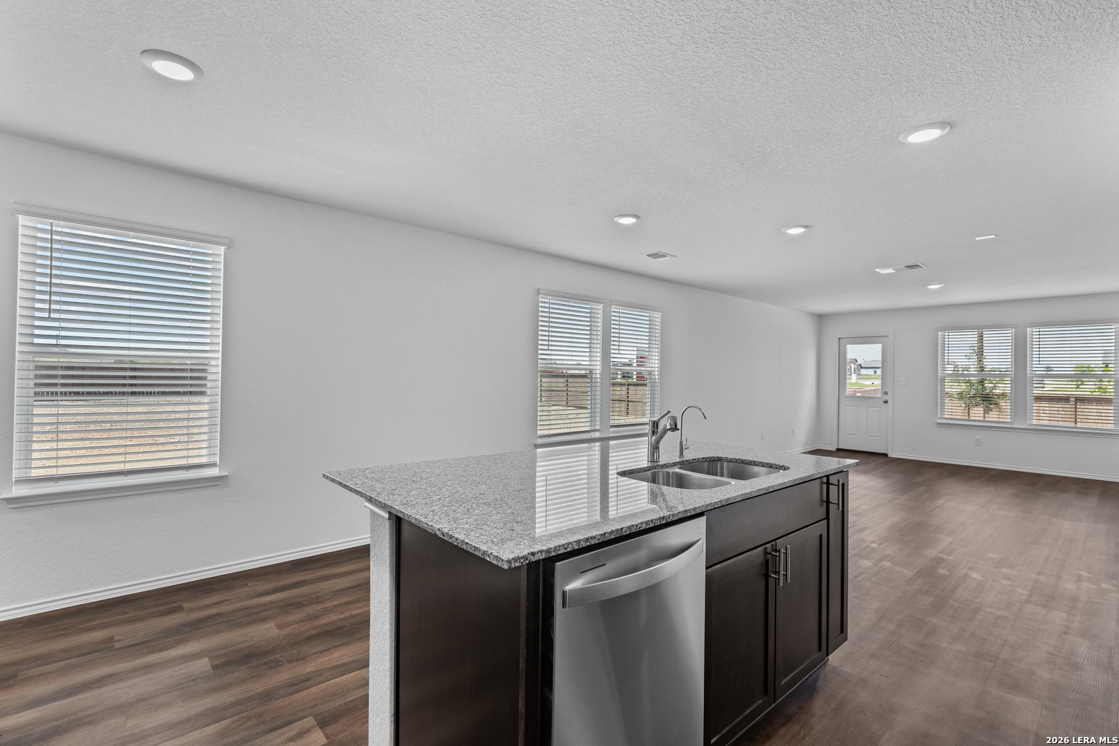 437 Raven Row Marion, TX 78124 - Photo 6 of 30