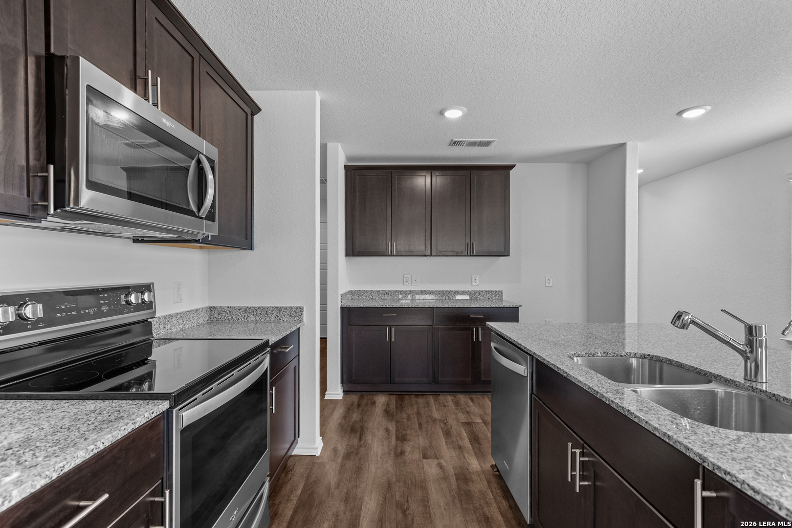 437 Raven Row Marion, TX 78124 - Photo 8 of 30