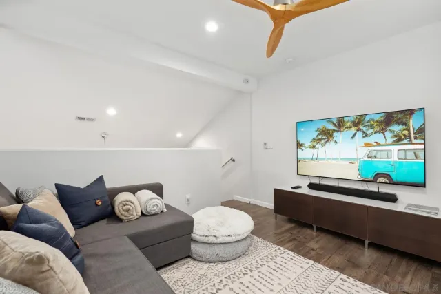 $1,349,900 | 6951 Quiet Cove Drive, Carlsbad, CA 92011