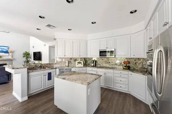 $1,495,000 | 939 Calabria Court, Camarillo, CA 93010