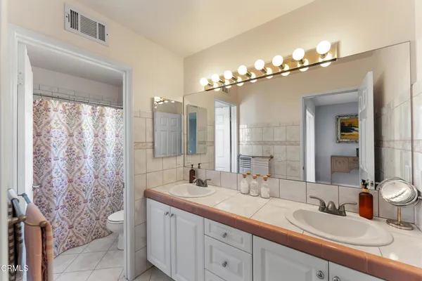 $1,495,000 | 939 Calabria Court, Camarillo, CA 93010