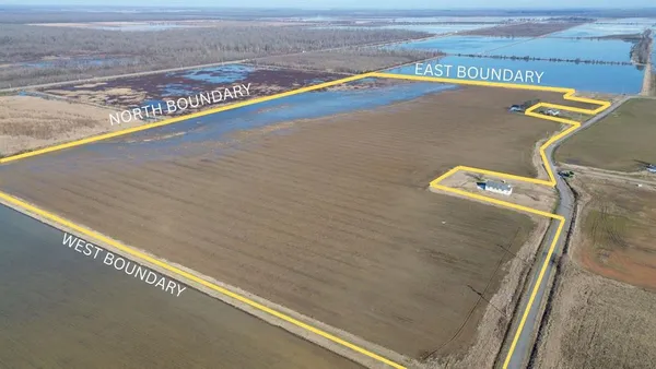 a view of a open area