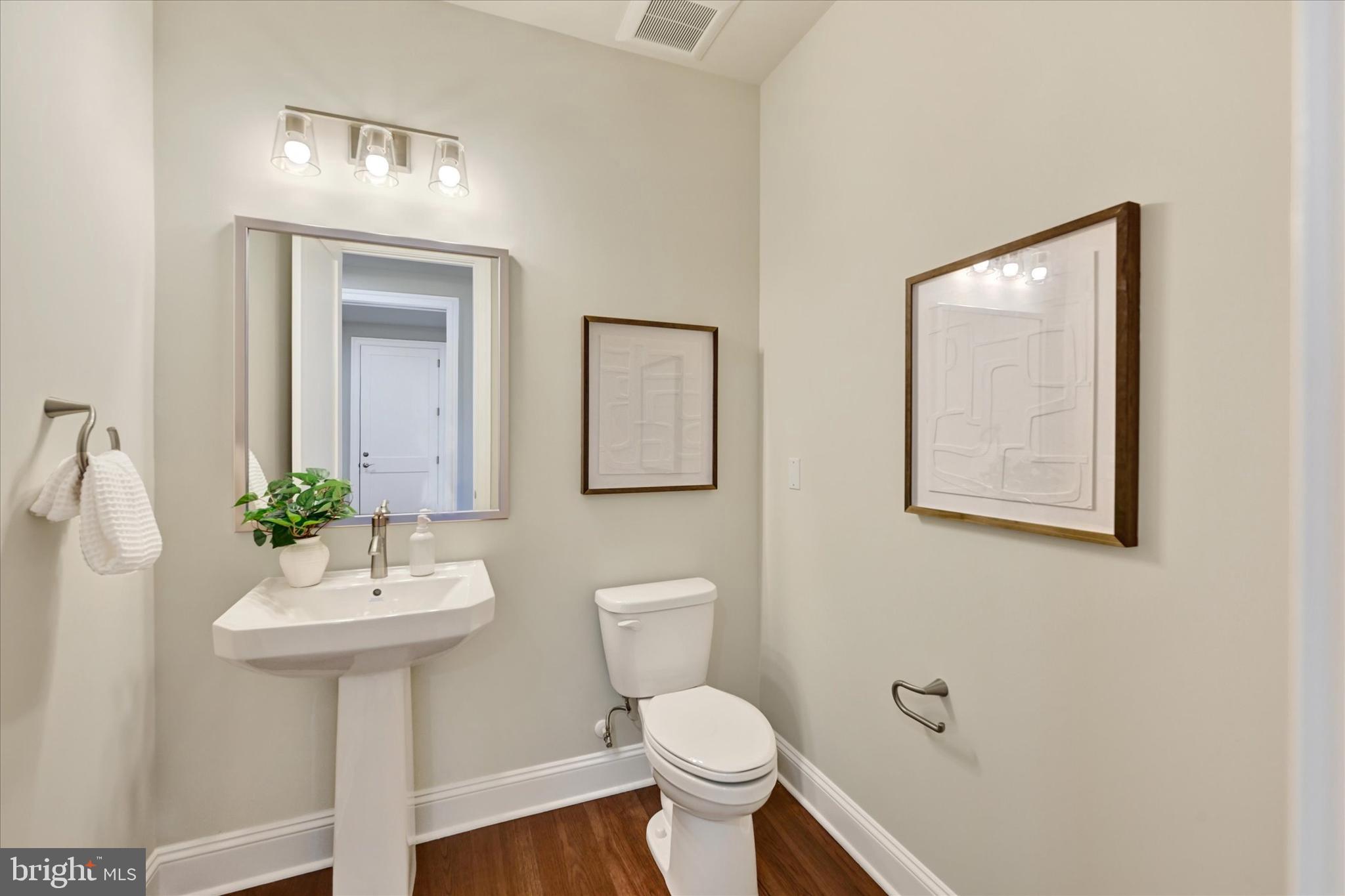108 Villabrook Way Baltimore, MD 21212 - Photo 11 of 58