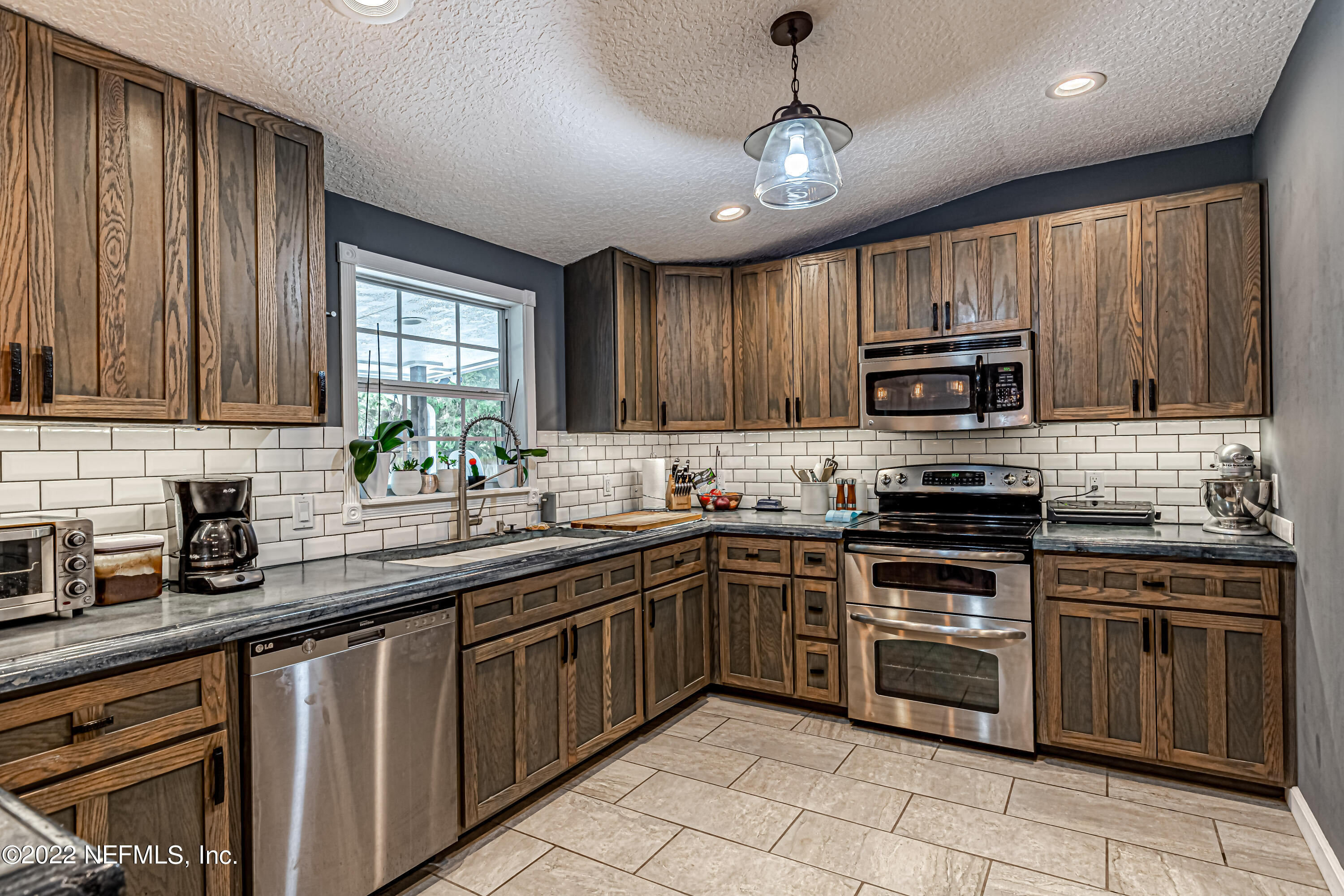 1456 Howard Road Jacksonville, FL 32218 - Photo 12 of 48 13-Kitchen