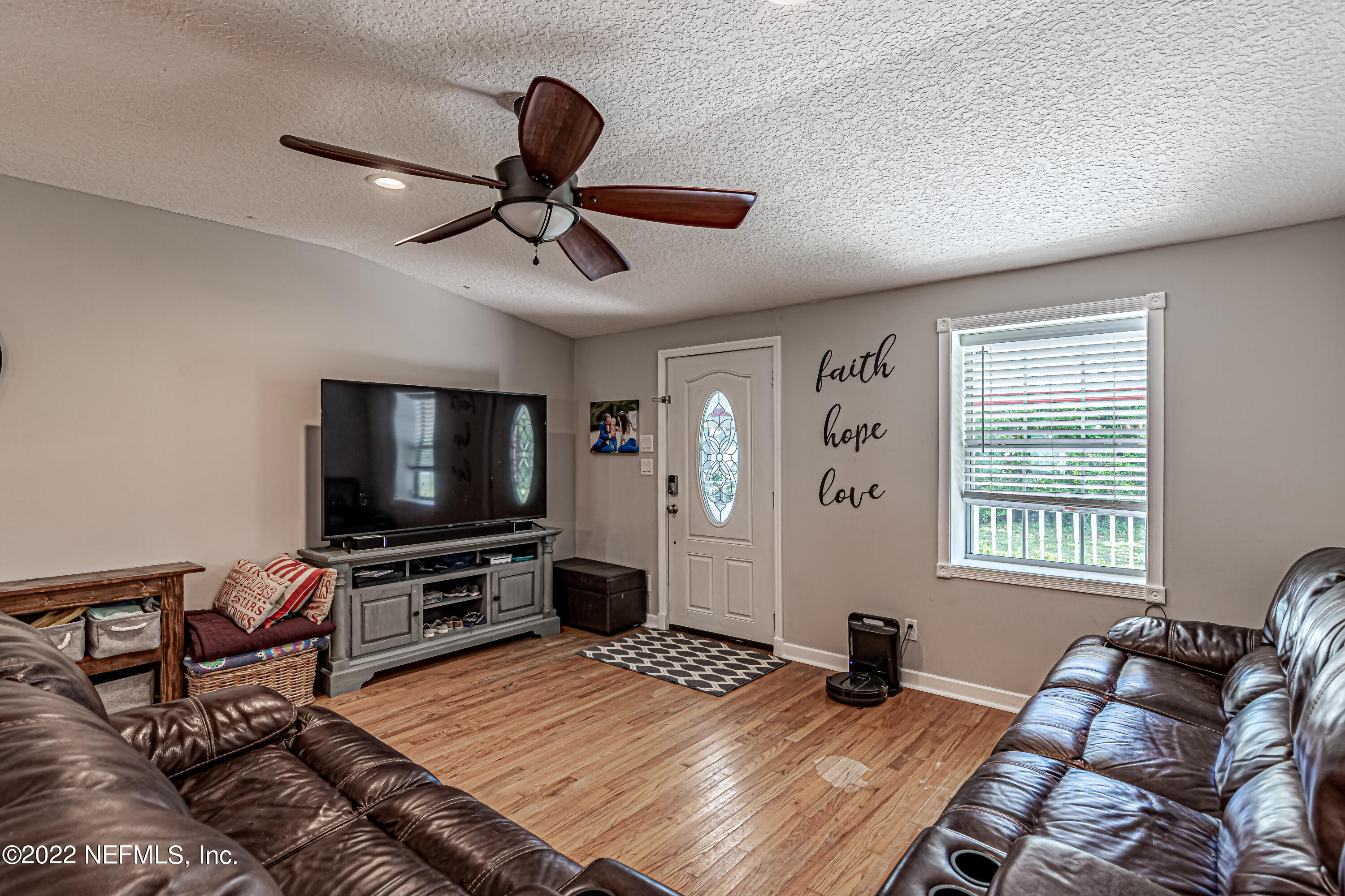9-Living Room