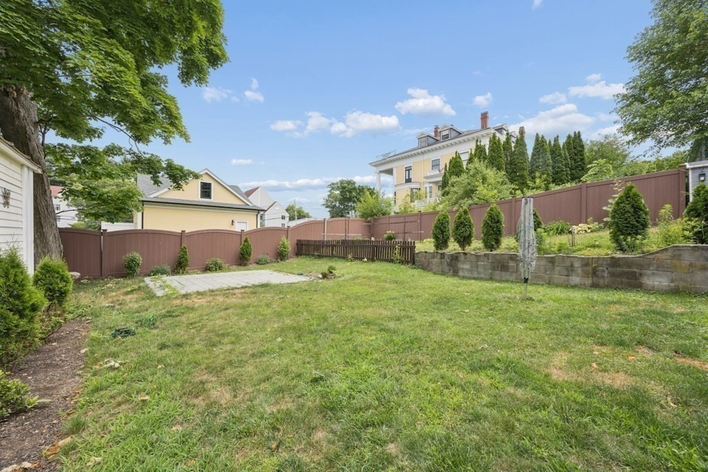 49 Felton Street Hudson, MA 01749 - Photo 34 of 41