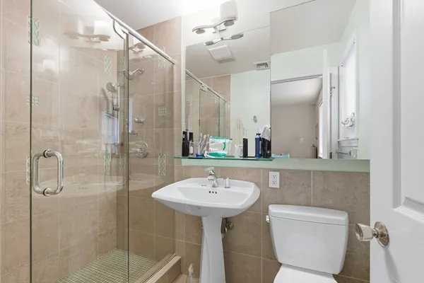 $4,500 | 5 Meadowbrook Road, Unit 5, Brookline, MA 02467