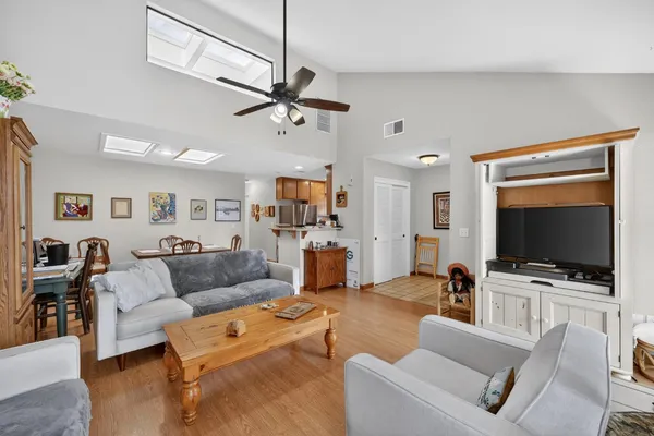 $310,000 | 3706 Gold Creek Lane, Sacramento, CA 95827