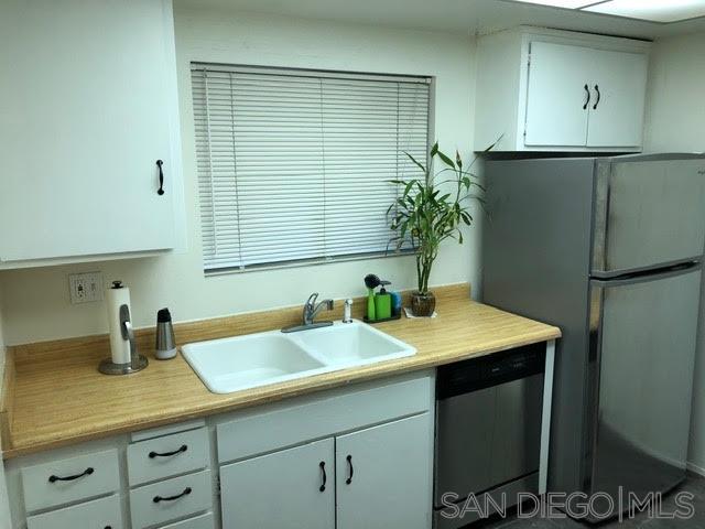 6059 Rancho Mission Road, Unit 205 San Diego, CA 92108 - Photo 11 of 25 Gallery Image 11