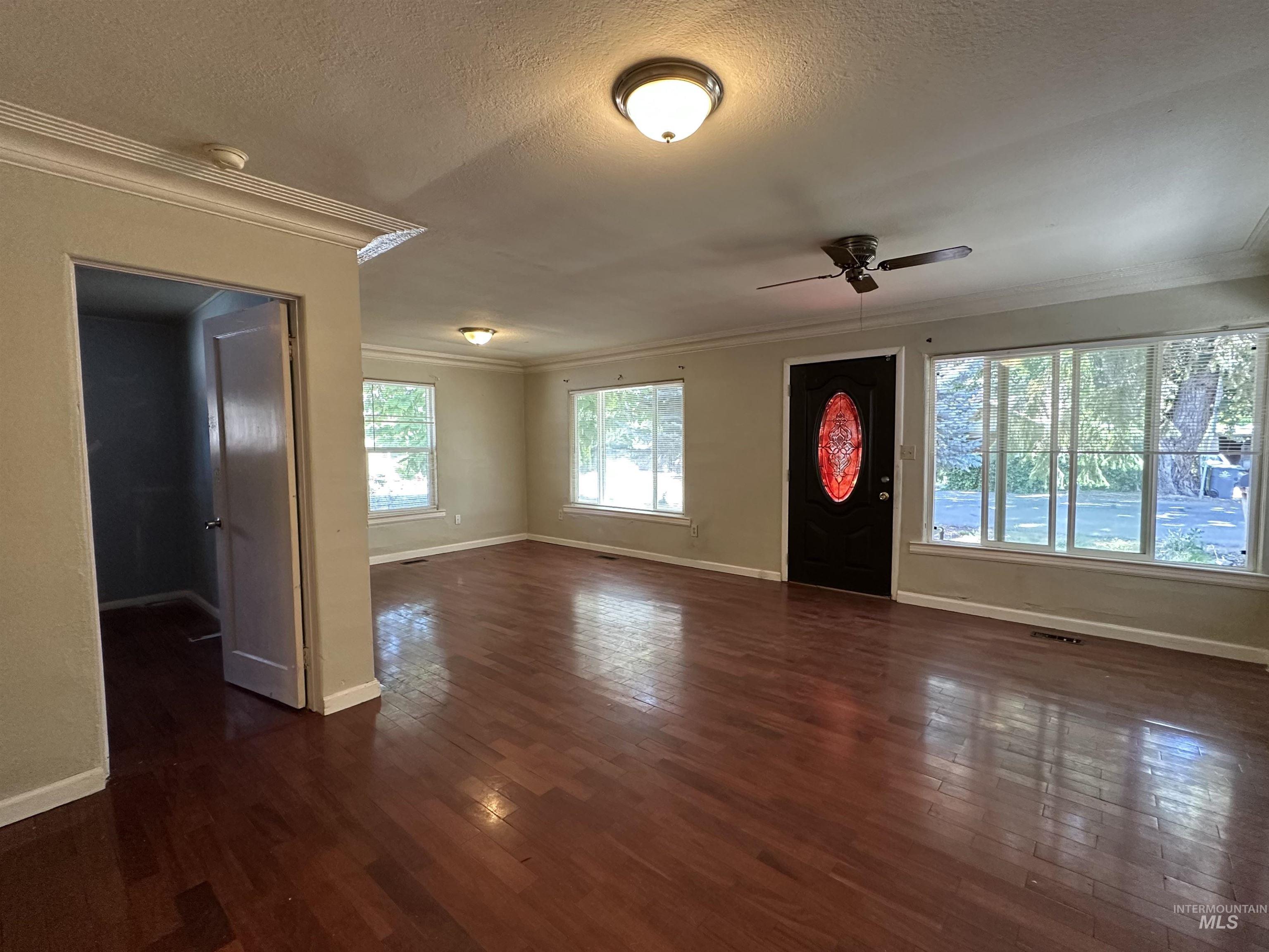 2529 Lander Street Boise, ID 83703 - Photo 5 of 20