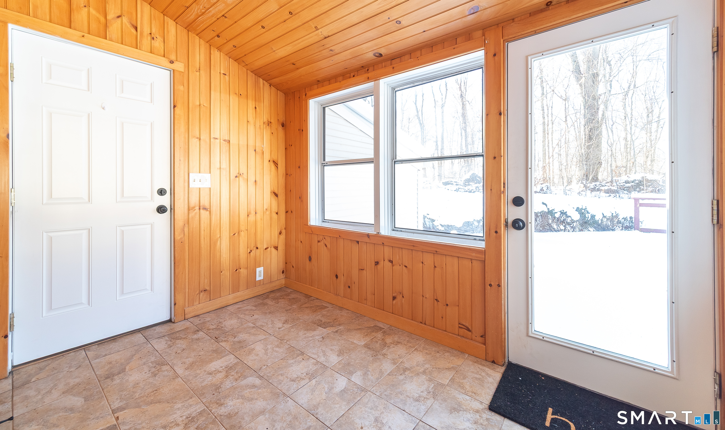 45 Craig Avenue Southington, CT 06489 - Photo 11 of 40 a view of an empty room with a window