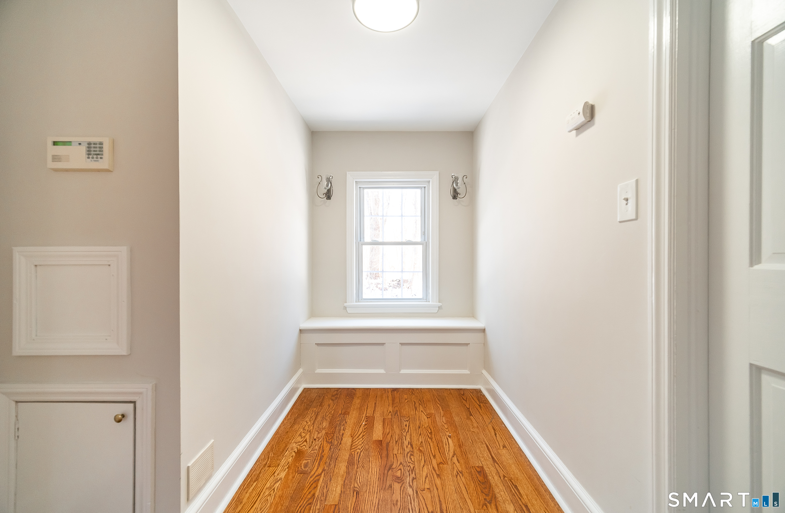 45 Craig Avenue Southington, CT 06489 - Photo 33 of 40 a view of a room that has a window in it