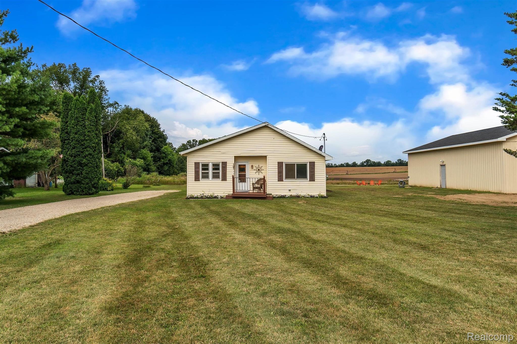 2498 Litle Road Parma, MI 49269 - Photo 3 of 38 03-Marygrace-2498 Litle Rd Parma, M.jpg