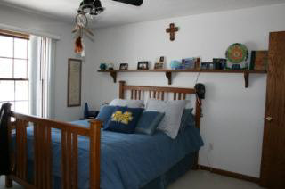 10914 Summerfield Road Temperance, MI 48182 - Photo 13 of 20 Main Floor Bedroom