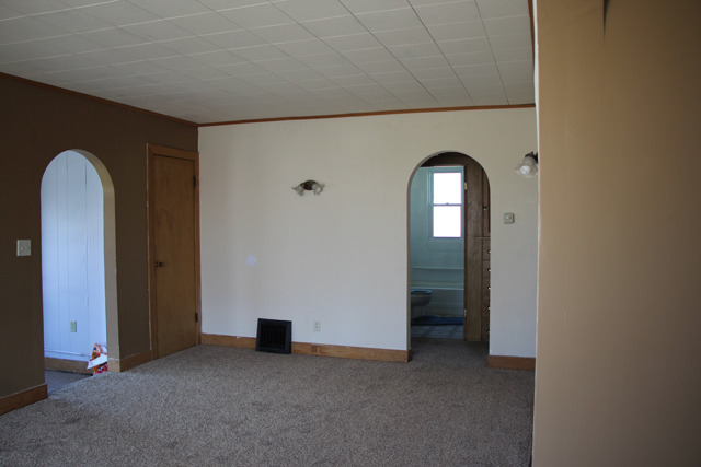 503 Pike Street Peru, IL 61354 - Photo 2 of 10