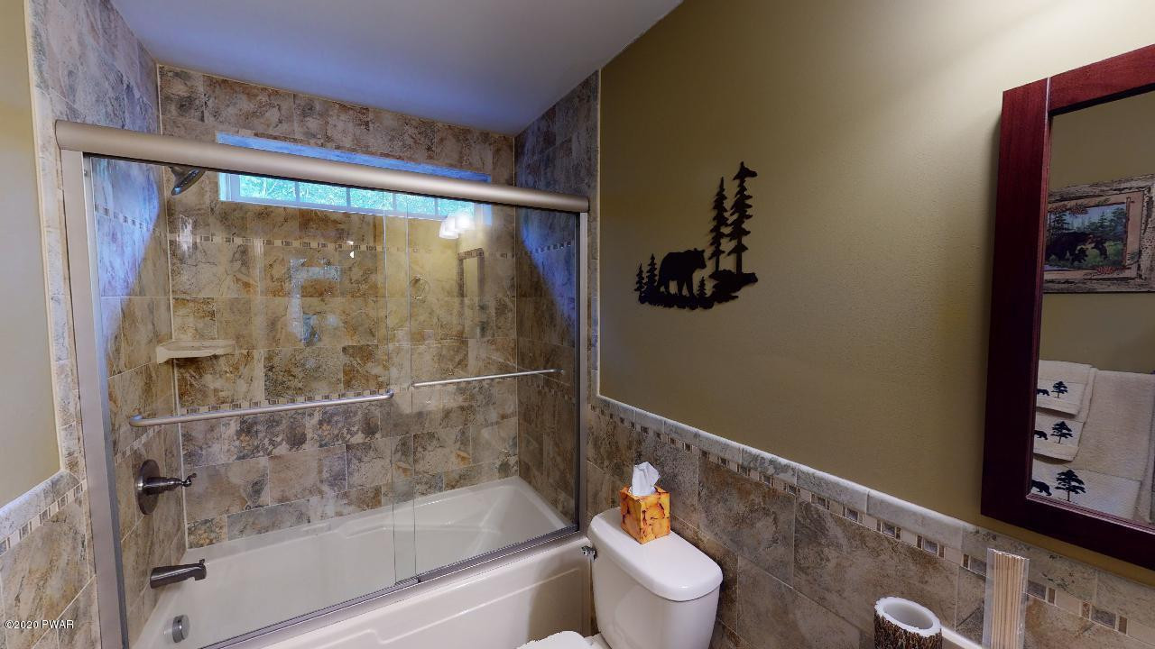 172 Pebble Rock Road Lackawaxen, PA 18435 - Photo 29 of 49 Level 2 full bath