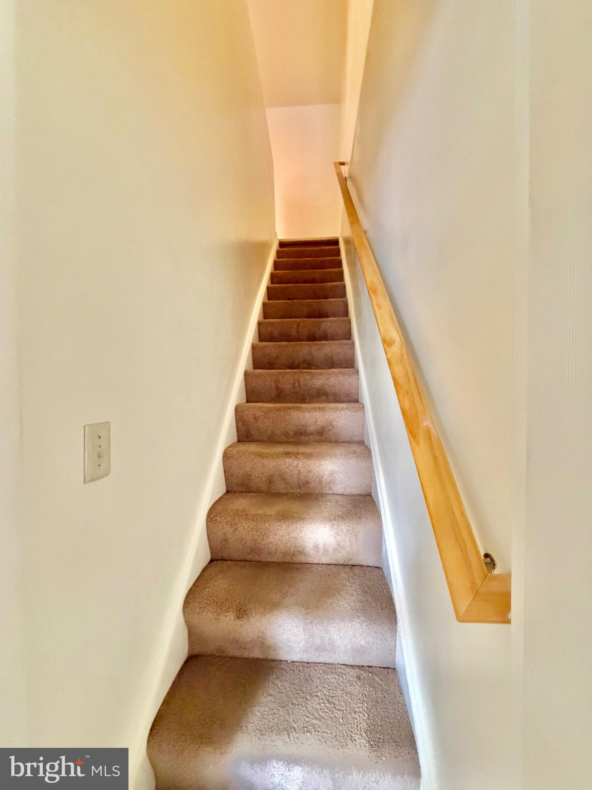 1211 West Poplar Street York, PA 17404 - Photo 29 of 38 a view of entryway