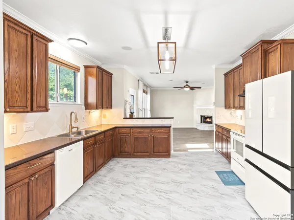 $299,000 | 120 Brook Meadows, Schertz, TX 78154