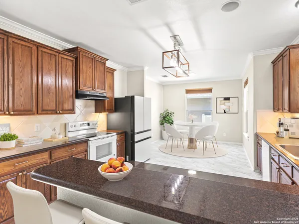 $299,000 | 120 Brook Meadows, Schertz, TX 78154