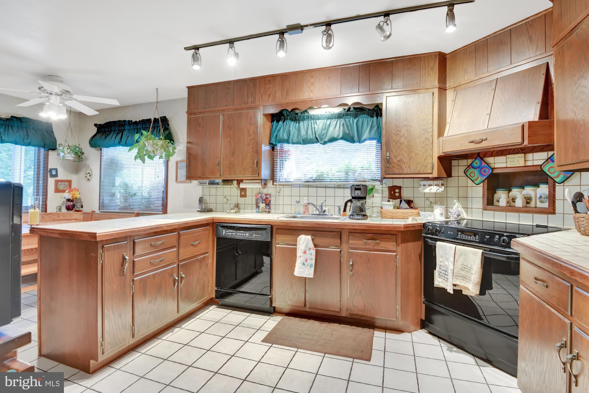 19402 Gunpowder Road Manchester, MD 21102 - Photo 13 of 43 Kitchen