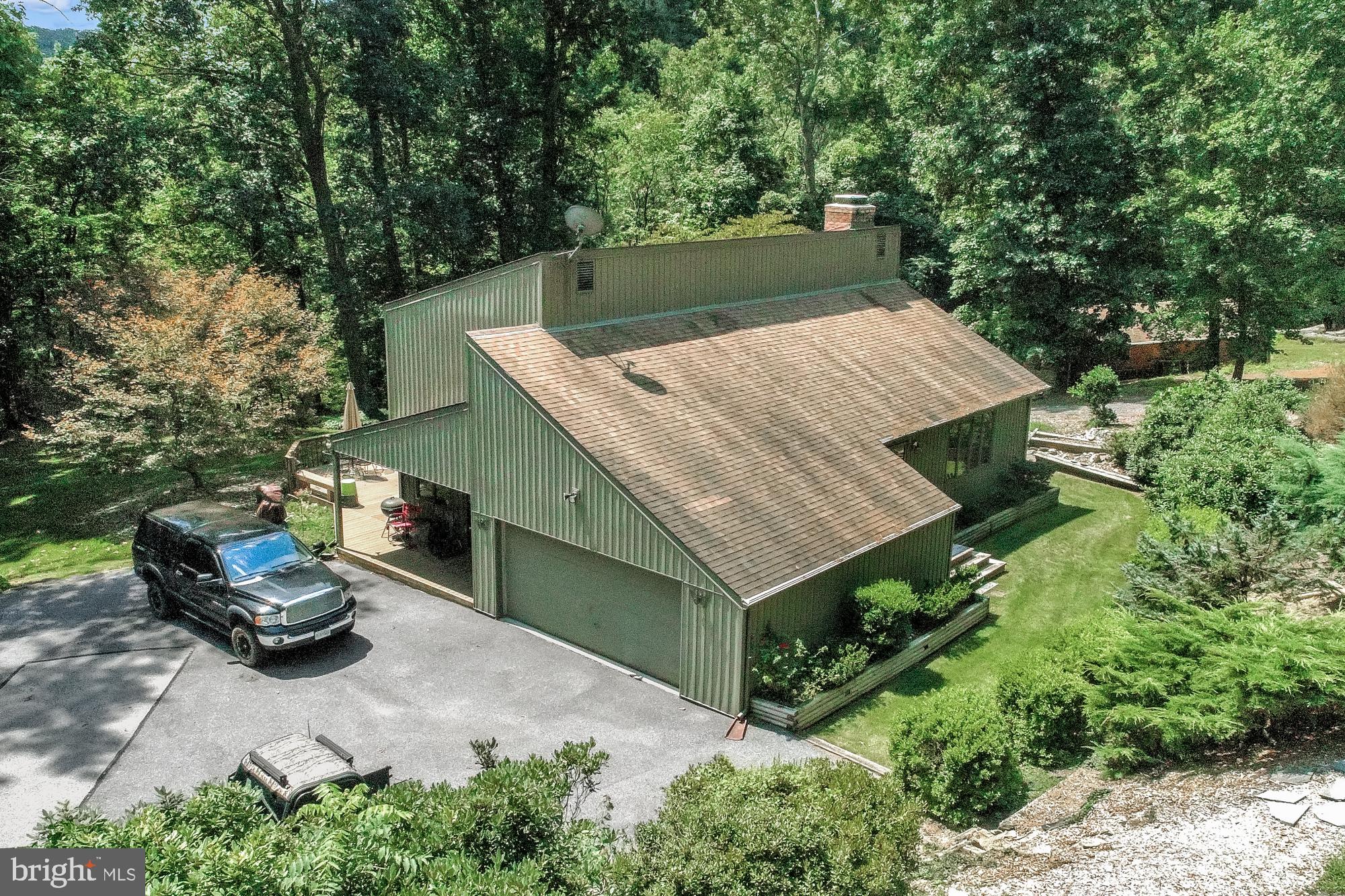 19402 Gunpowder Road Manchester, MD 21102 - Photo 29 of 43 Aerial Side