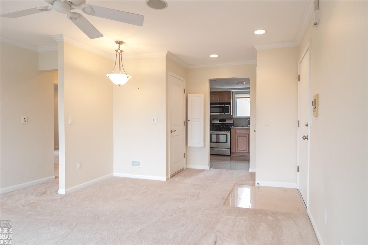 495 Miller Avenue Rochester, MI 48307 - Photo 4 of 14 31342535-3.JPG