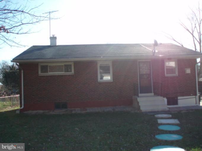 2102 Chapman Road Hyattsville, MD 20783 - Photo 9 of 9 Exterior (Rear)