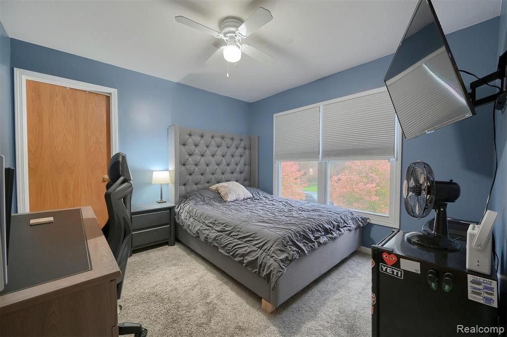6460 Orion Road Rochester, MI 48306 - Photo 23 of 33