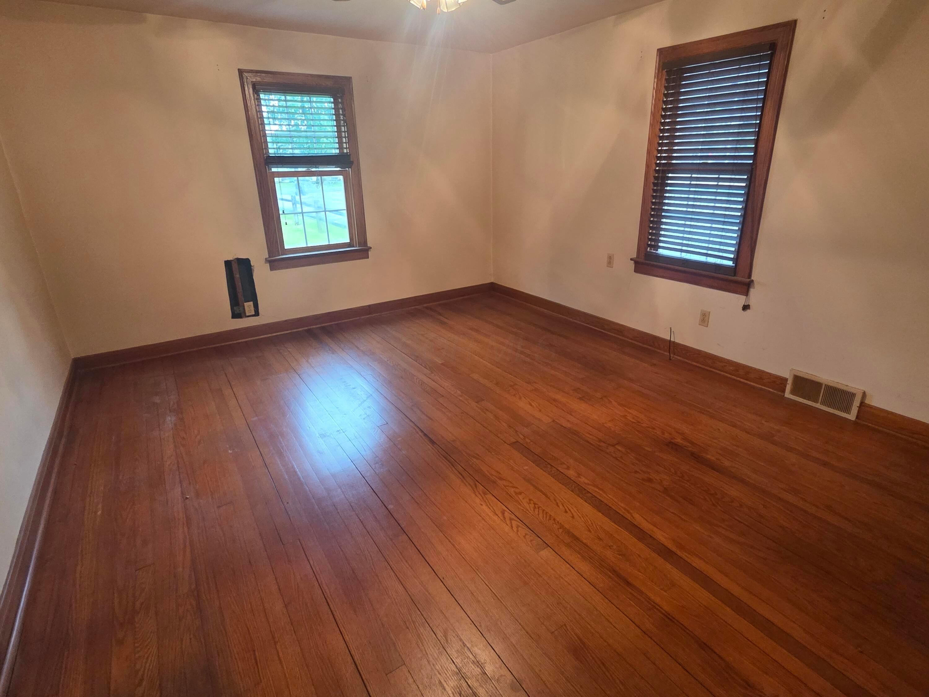 684 Sharon Valley Road Newark, OH 43055 - Photo 21 of 30 20260520_072237