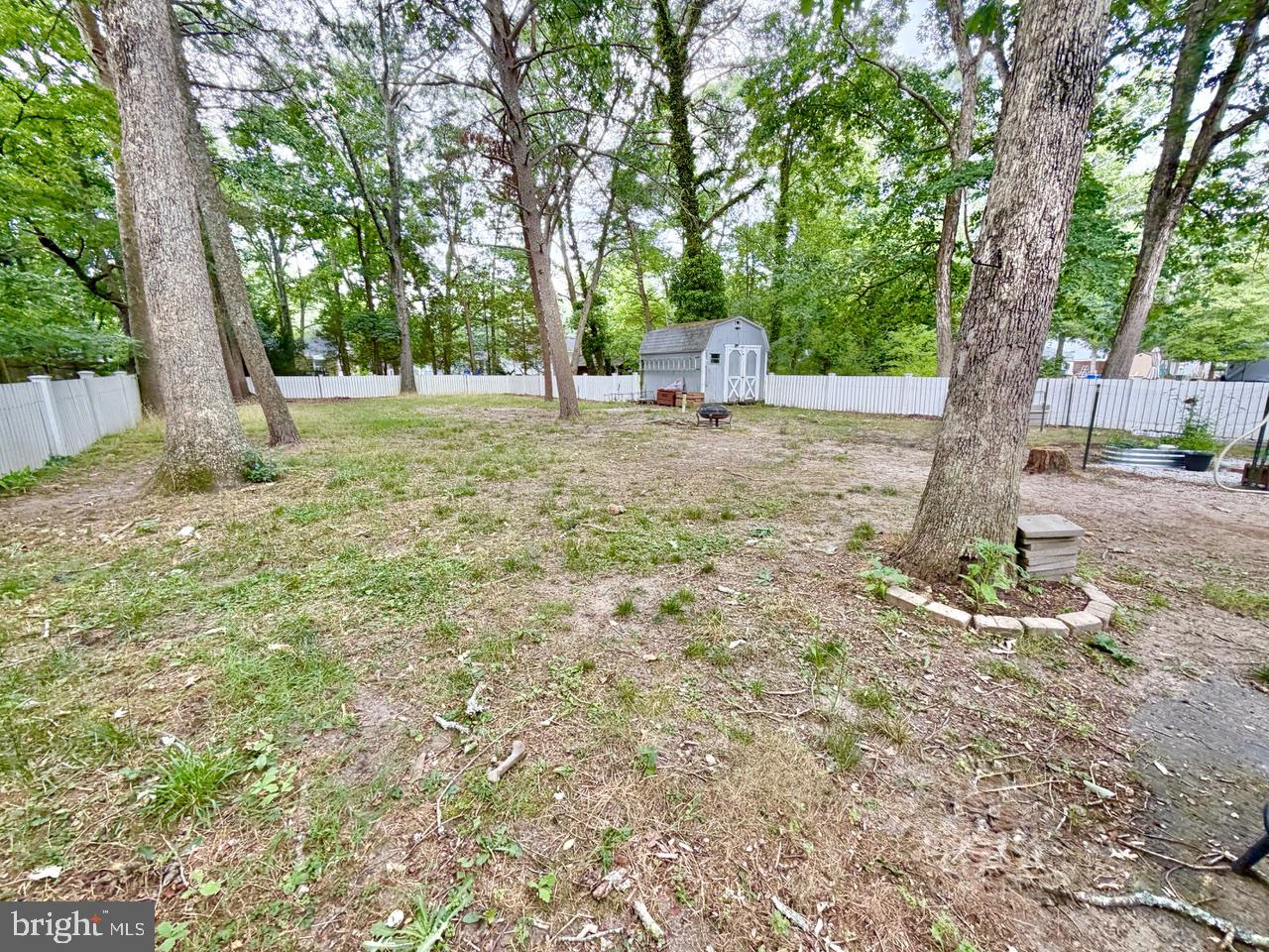 2413 Shelburn Road Millville, NJ 08332 - Photo 37 of 41 a backyard of a house with lots of green space
