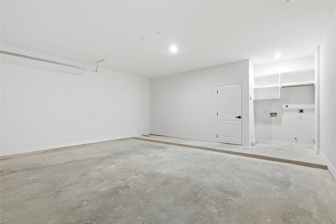 214 Manor Avenue Arcola, TX 77583 - Photo 19 of 26 2 car garage
