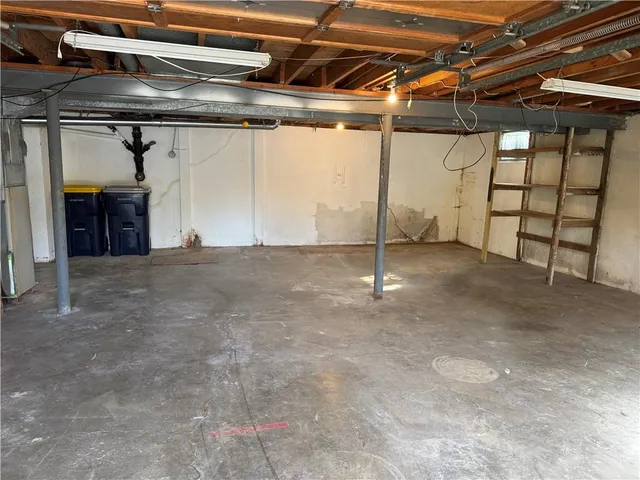 $179,900 | 6905 Sycamore Avenue, Kansas City, MO 64133