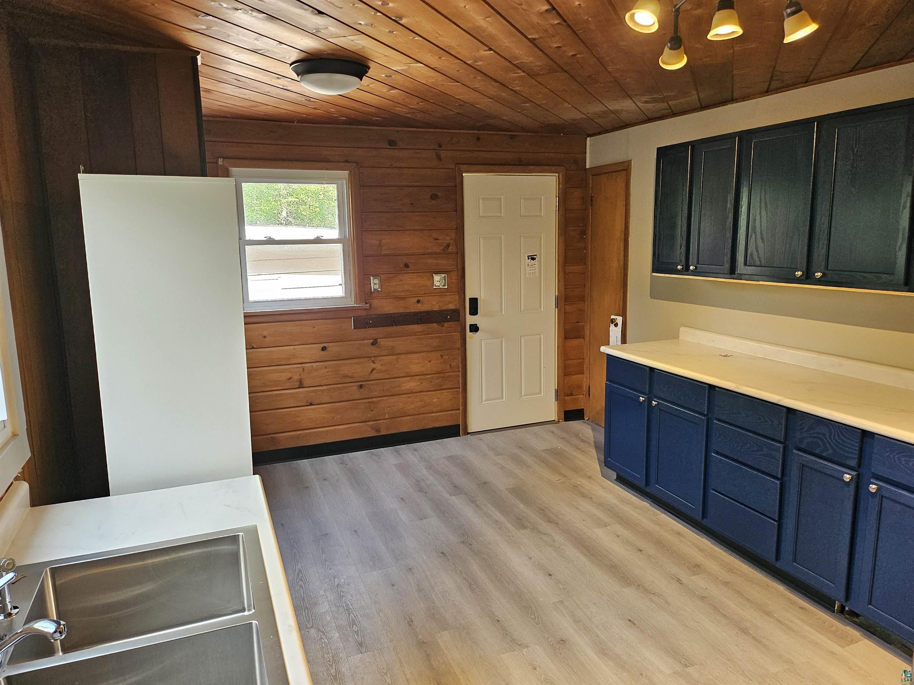 3990 Martin Road Duluth, MN 55803 - Photo 4 of 16