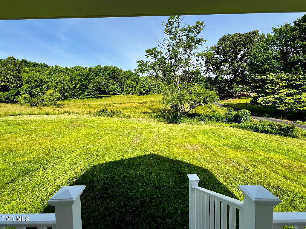 407 Garrison Hollow Road Elizabethton, TN 37643 - Photo 20 of 25 19