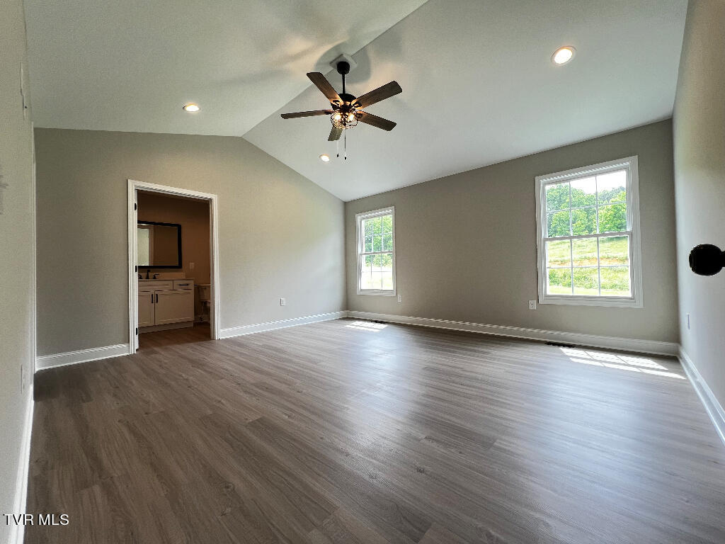 407 Garrison Hollow Road Elizabethton, TN 37643 - Photo 8 of 25 07