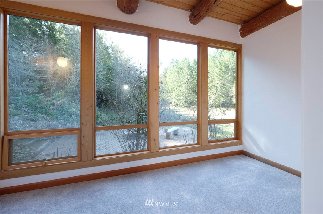 240 Sand Road Port Townsend, WA 98368 - Photo 15 of 38 Gallery Image 15