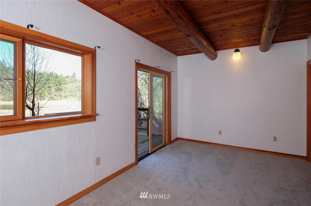 240 Sand Road Port Townsend, WA 98368 - Photo 17 of 38 Gallery Image 17