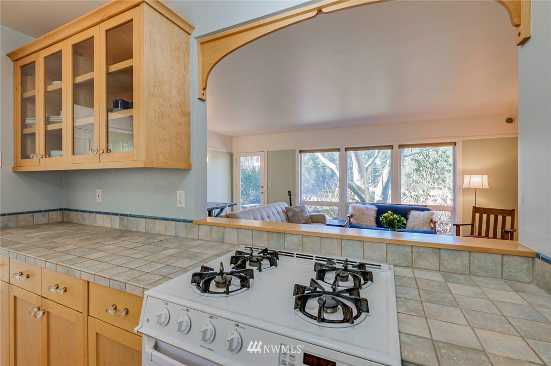 240 Sand Road Port Townsend, WA 98368 - Photo 31 of 38 Gallery Image 31