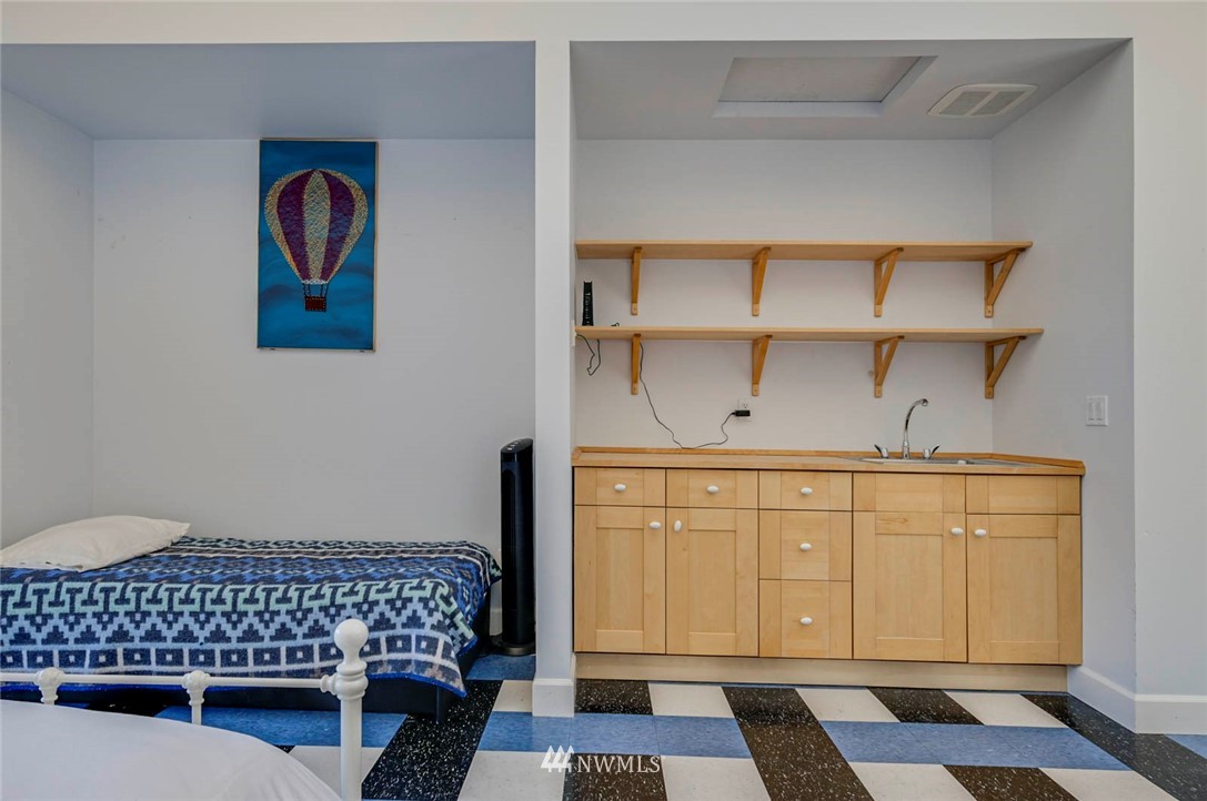 240 Sand Road Port Townsend, WA 98368 - Photo 38 of 38 Gallery Image 38