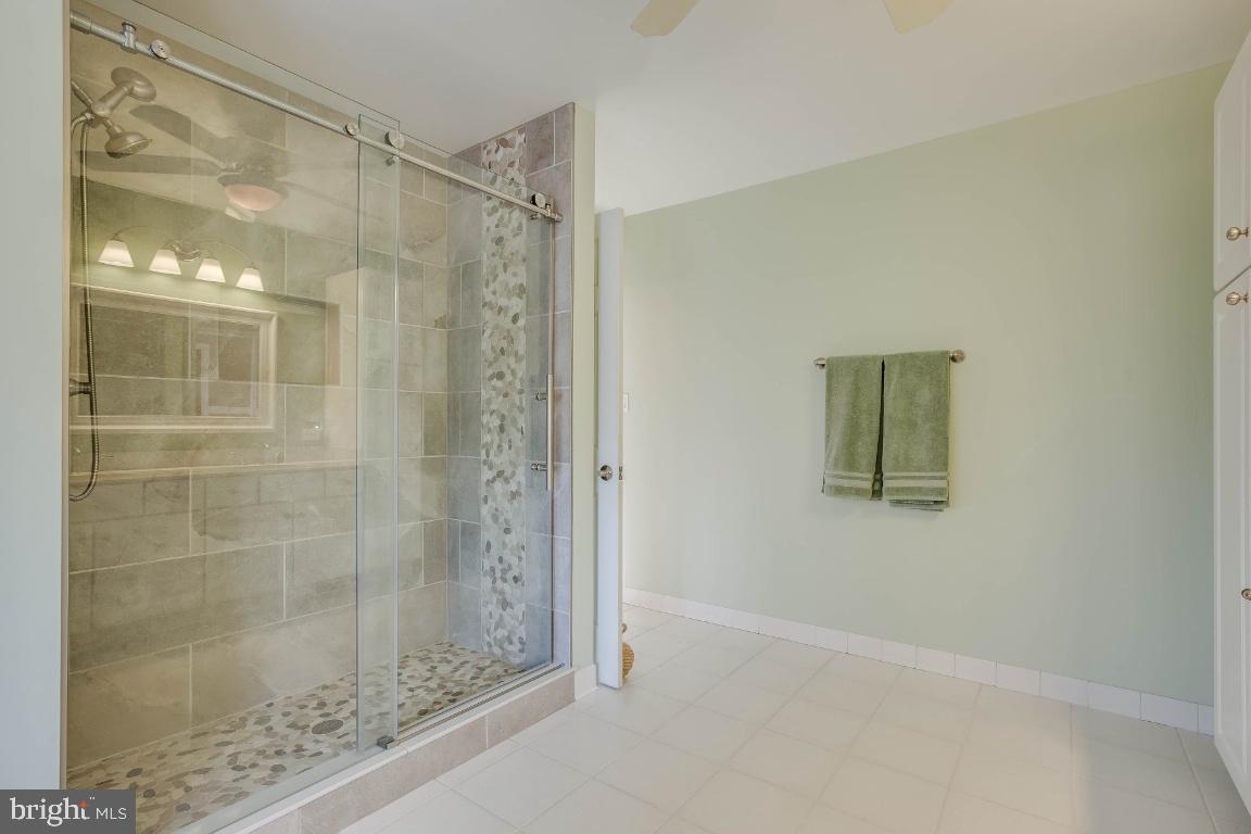 17432 Rock Point Road Newburg, MD 20664 - Photo 19 of 63