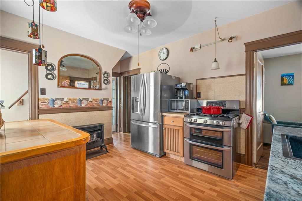 19 Hopkins Street Lincoln, RI 02865 - Photo 4 of 22